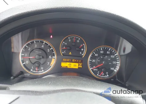 2010 Nissan Armada Platinum z USA, uszkodzony, nr VIN 5N1AA0NE7AN623637